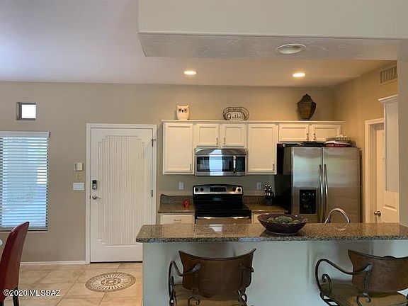 3rd image of 655 W Vistoso Highlands Dr
