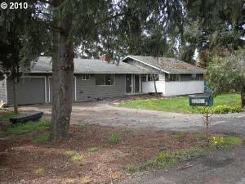 4th image of 15925 SE Arista Dr