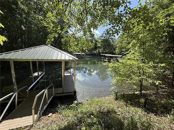 2nd image of 601 Wind Flower Dr