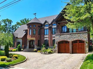86 Jarvis Ave, Staten Island, NY 10312