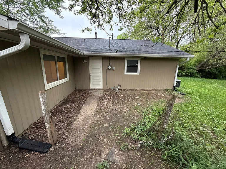 9438 Conried Dr — Photo 21