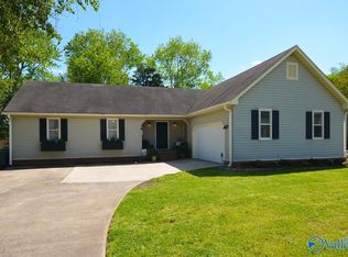 2511 Wynterhall Rd SE, Huntsville, AL 35803