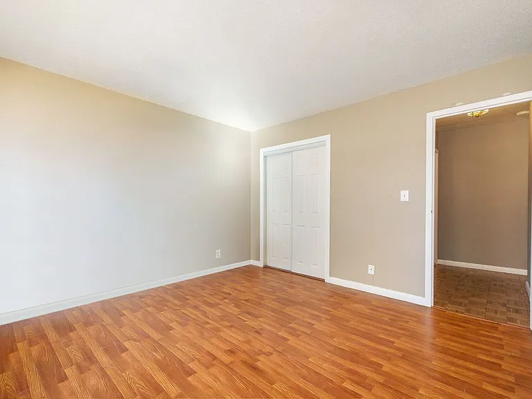 150 Overlook Ave #8J — Photo 6