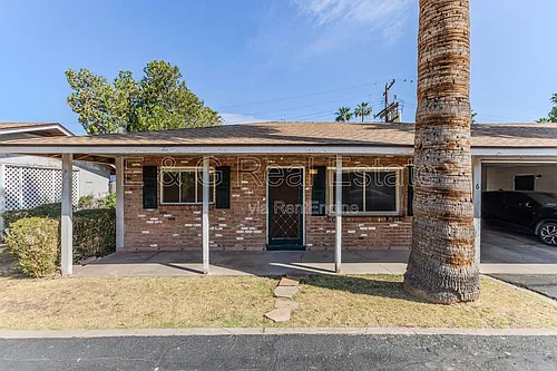 524 W Fairway Dr Photo 1