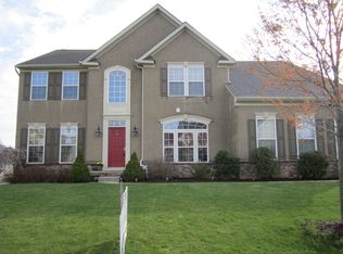 49 Winding Brook Dr, Sinking Spring, PA 19608