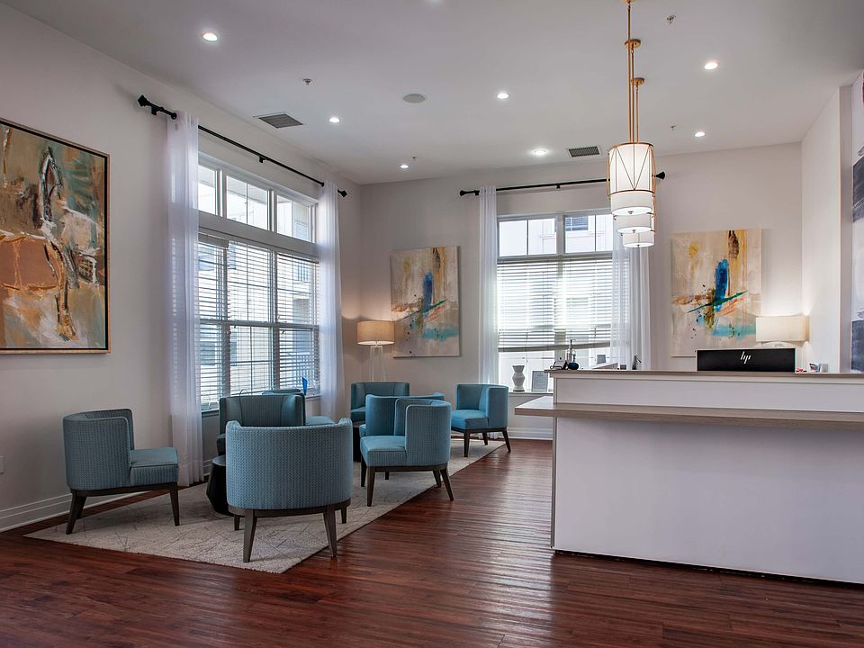 Leasing Office