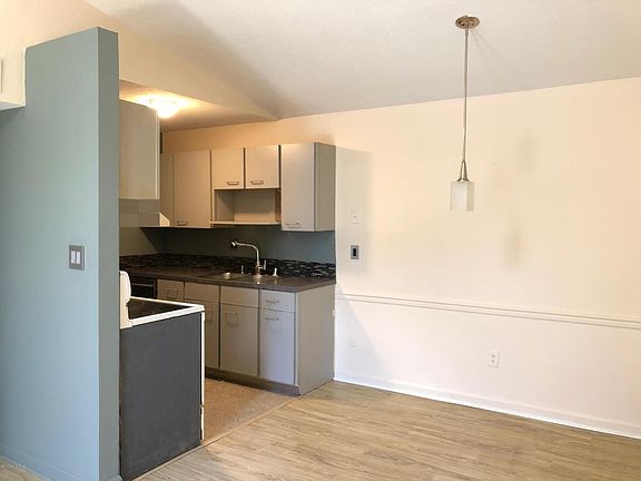 5th image of 6522 Six Mile Ln APT 5