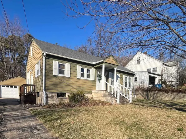 118 W Lewis St, Anna, IL 62906