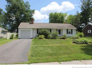 86 Cumberland Rd, West Hartford, CT 06119