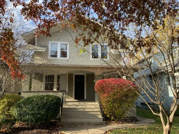 817 S Highland Ave, Oak Park, IL 60304