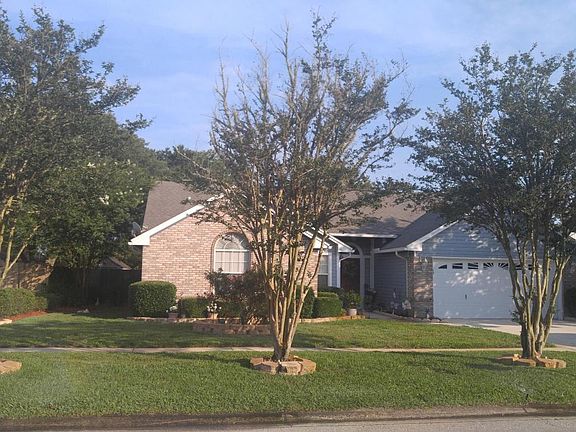 3rd image of 3547 Barrel Springs Dr