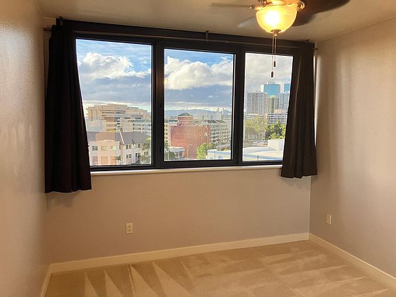 5th image of 600 Queen St APT 803
