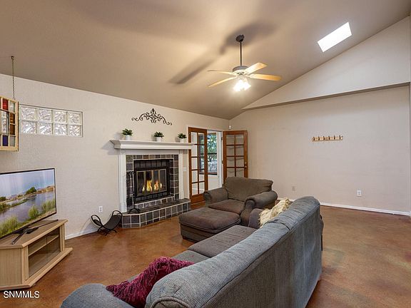 5th image of 5494 Amarillo Del Sol