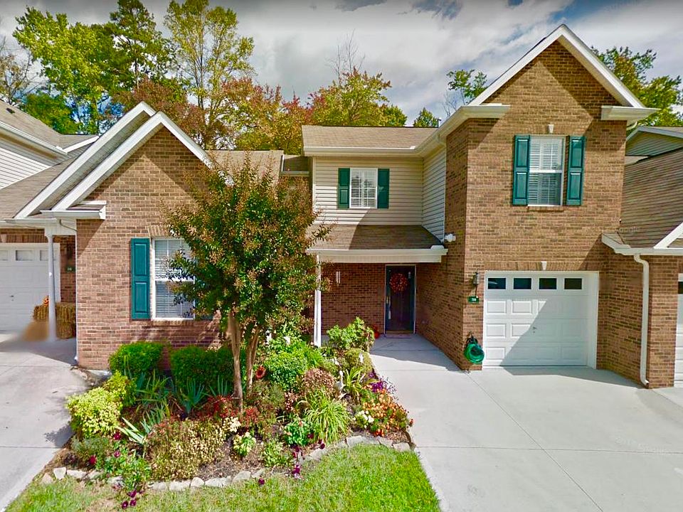 1st image of 7108 La Christa Way