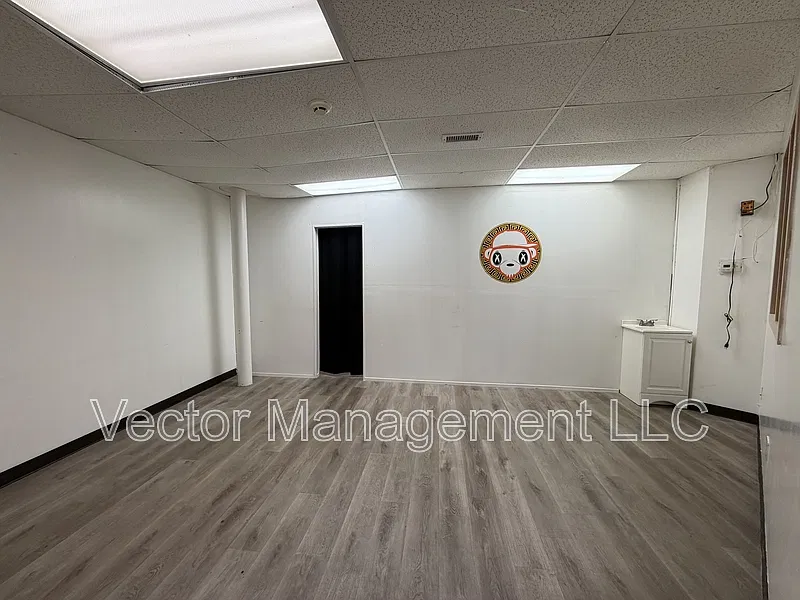 1158 Dixwell Ave #D