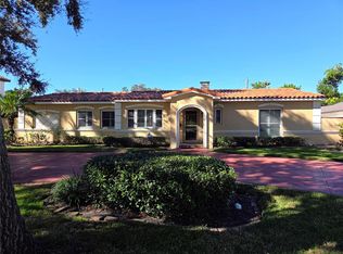 124 Giralda Blvd NE, Saint Petersburg, FL 33704