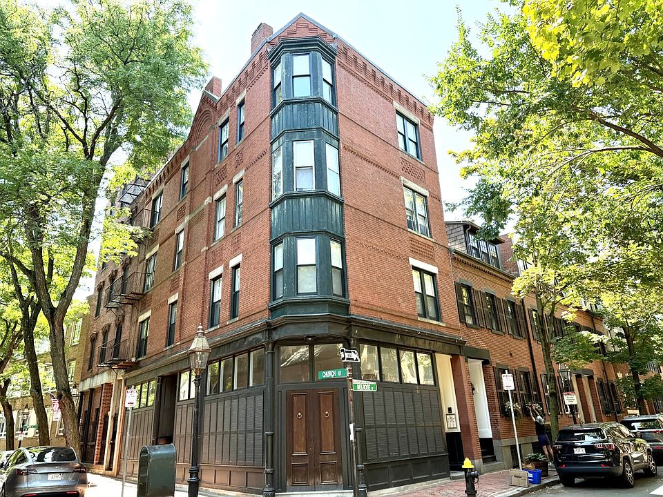 1st image of 31 Melrose St #28