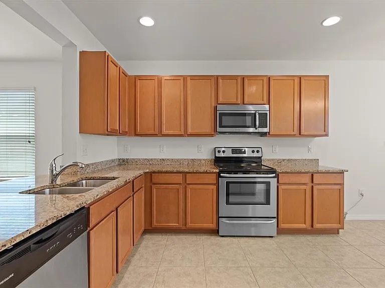 8932 Excelsior Pl — Photo 8