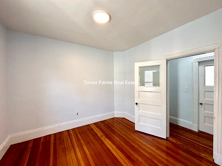 789 Columbia Rd — Photo 14