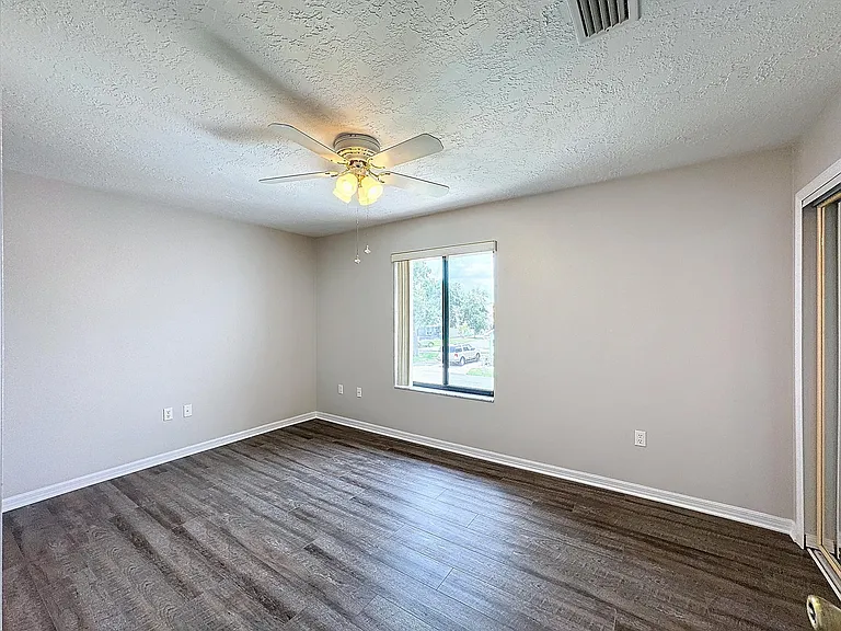 287 Nottingham Pl — Photo 18