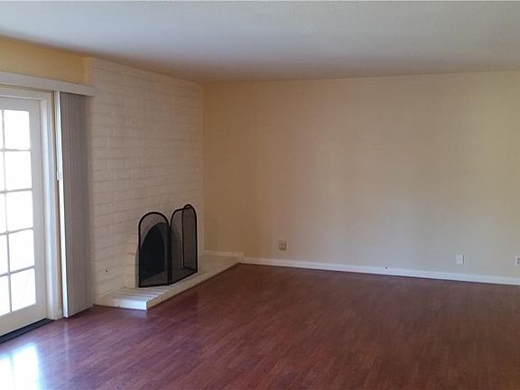 4th image of 24955 Wells Fargo Dr