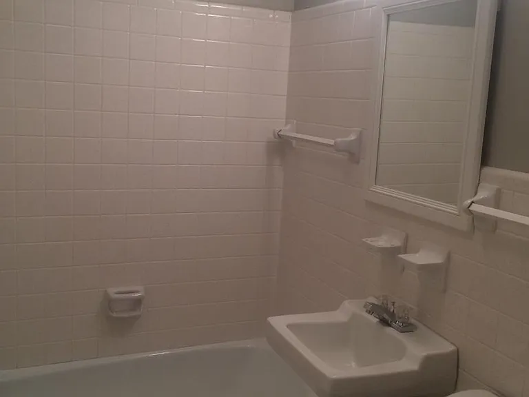 214 Pinehill Dr — Photo 5