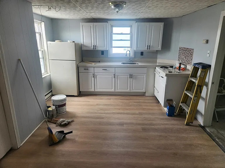 51 Everett St #3 — Photo 2