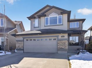 3005 Christopher Ct, Strathcona County, AB T8H 0M9