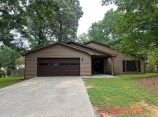 415 Hickory Fork Ct, College Park, GA 30349