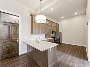144 W Park St #2E, Butte, MT 59701
