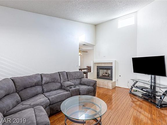5th image of 2538 Palace View Dr