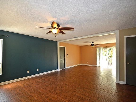 4th image of 2302 Sanford Ave