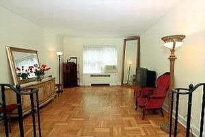 2nd image of 29 W 64th St APT 3E
