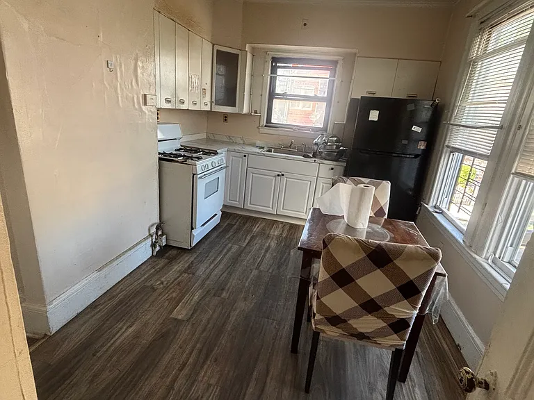2228 John F Kennedy Blvd — Photo 8
