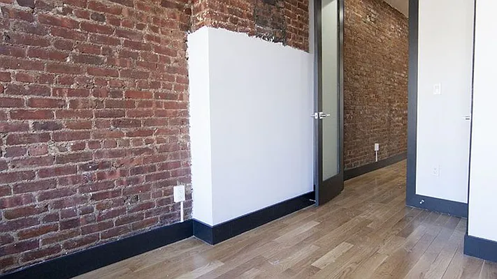 Rented by Nooklyn NYC LLC | media 86