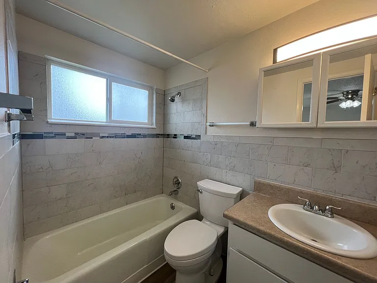 10th Street Square Apartments — Photo 38