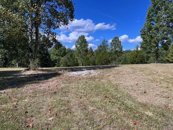 N Sand Rdg, Olive Hill, KY 41164