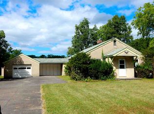 188 Bloomingrove Dr, Troy, NY 12180