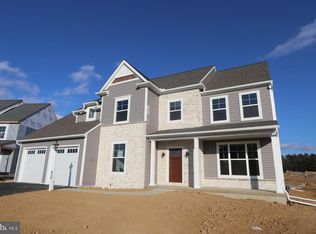 404 Parkside Way, Lititz, PA 17543