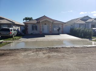 9982 NW 126th Ter, Hialeah Gardens, FL 33018