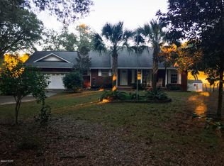 5196 Pine Ridge Dr, Chipley, FL 32428