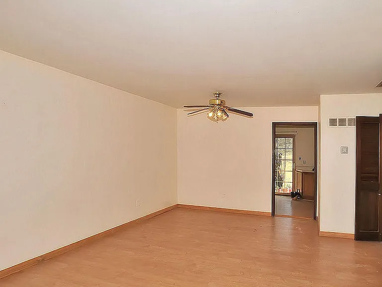 848 Village Brook Ct — Photo 2