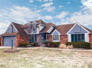 39 Mackenzie Dr, Saint Joseph, MO 64503