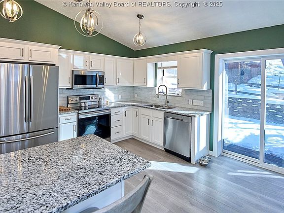 4th image of 1508 Nancy St