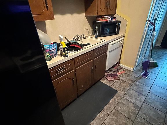 5th image of 709 Briar Ridge Ct