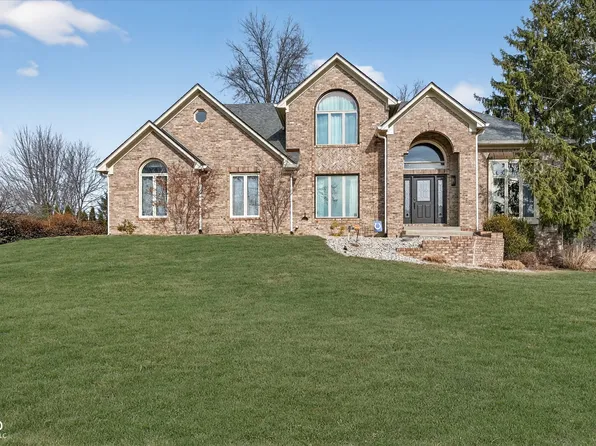 7450 Berkshire Ln, Indianapolis, IN 46229