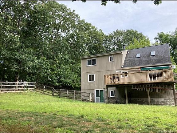 4th image of 5 Lena Ln