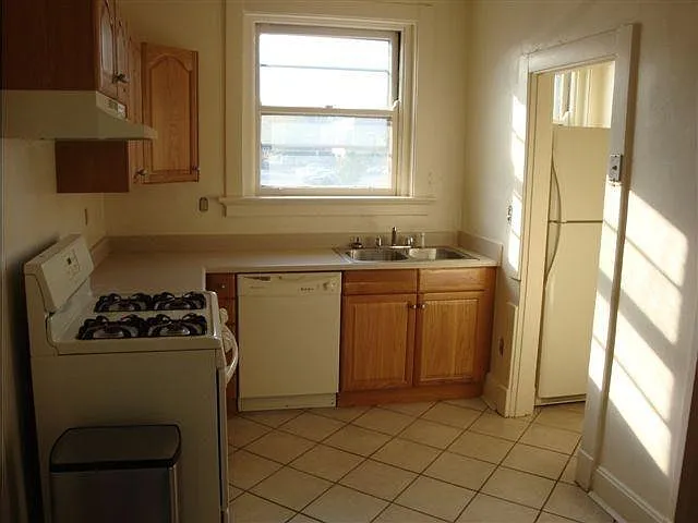 3425 Michigan Avenue — Photo 2
