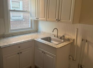293 Dover St FLOOR 2, Bridgeport, CT 06610
