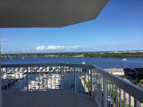 4th image of 115 Lakeshore Dr APT 1246